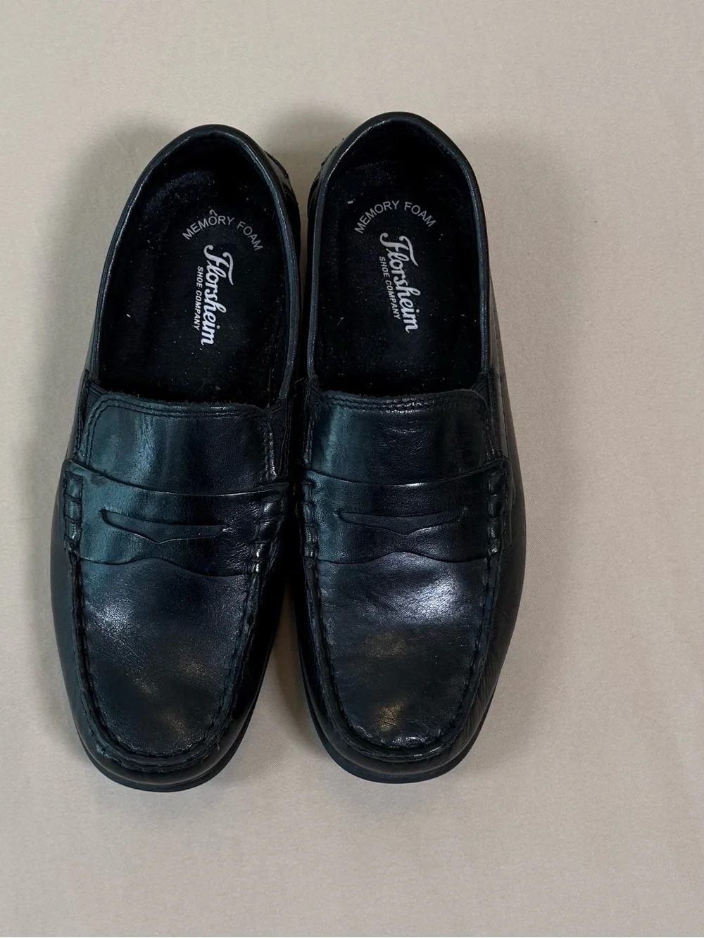 Florsheim Kids Boys Black Leather Penny Loafers, Size 5.5 Medium.